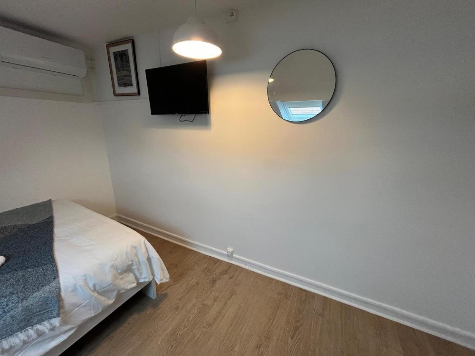 Отель Chambre Tout Confort Limay Номер фото